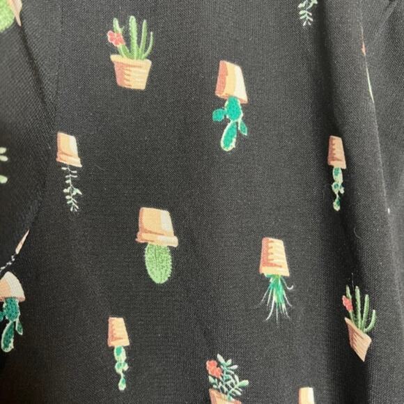 Blue Rain Small Black Ruffle Cactus Flowy Tie Wrap Blouse - Picture 5 of 13